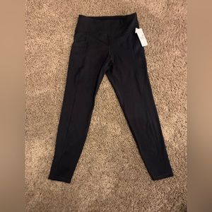 Balance Collection Contender Lux Women Large. Front pockets.